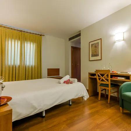 Yit Conquista De Hotel 3*